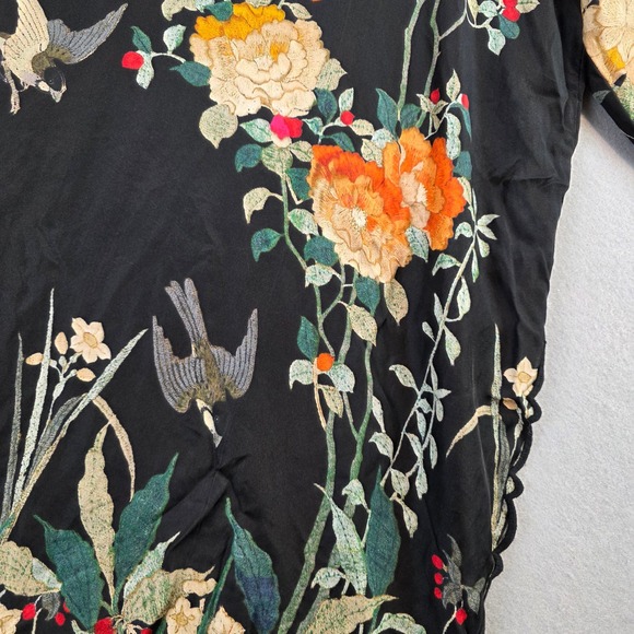 Johnny Was 100% Silk Tunic Top Women's XXL Black Floral Bird Print - Picture 3 of 10